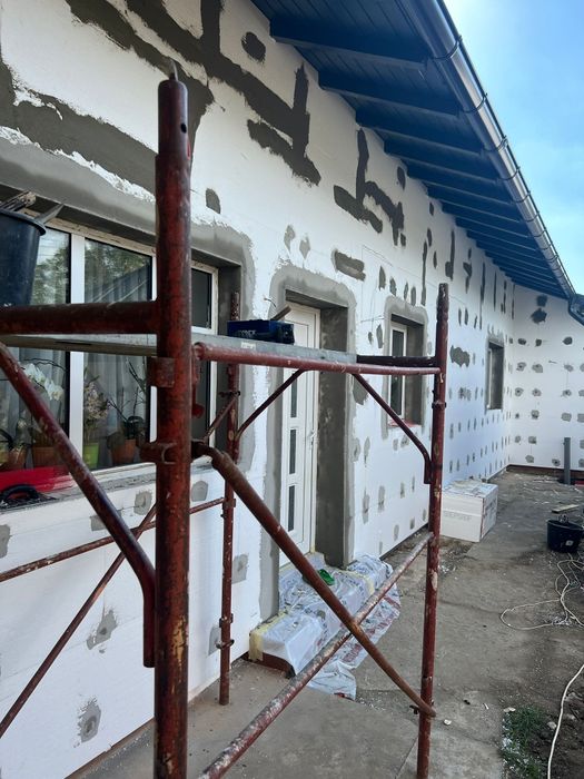 Izolatii fatade  polistiren și vată