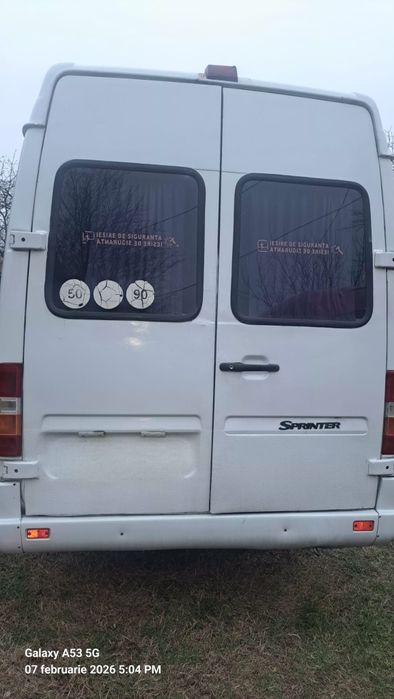 Microbuz Mercedes Sprinter