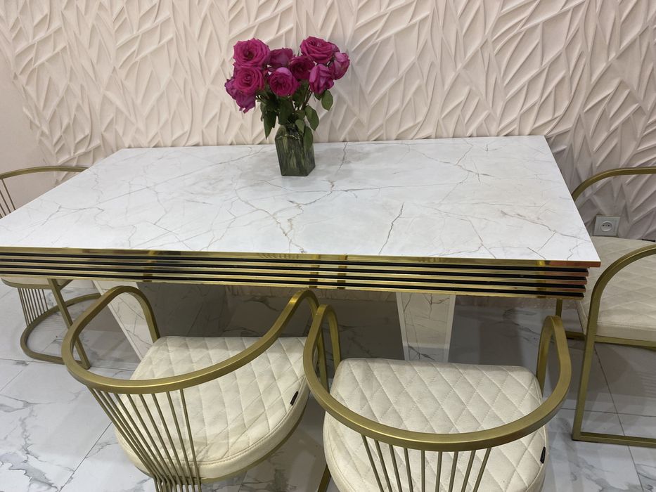 Стол со стульями 6 шт