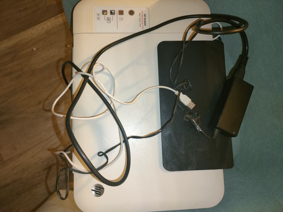 Imprimantă multifuncțională HP DeskJet Ink Advantage 1515 print / sc