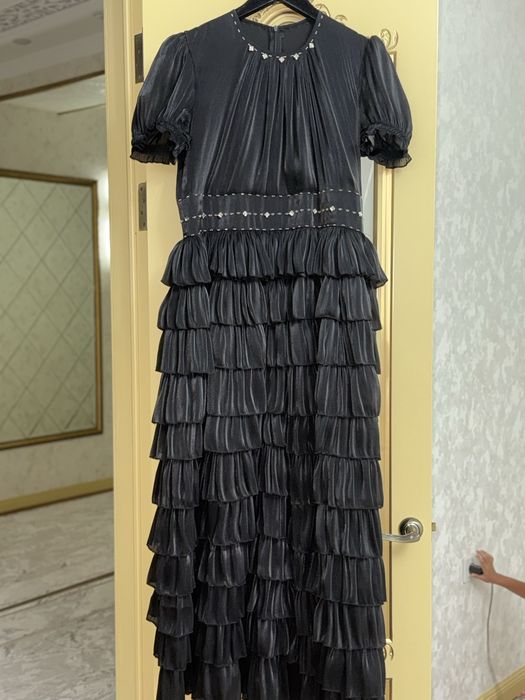 Вечерние платья.