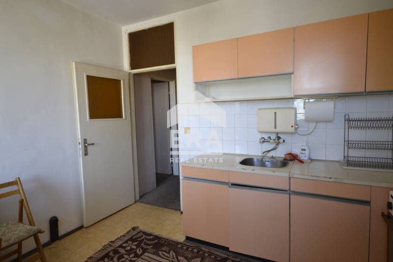 Продава се Тристаен апартамент в Хасково, Възраждане - 81 кв.м за 926 €/кв.м - Снимка #8