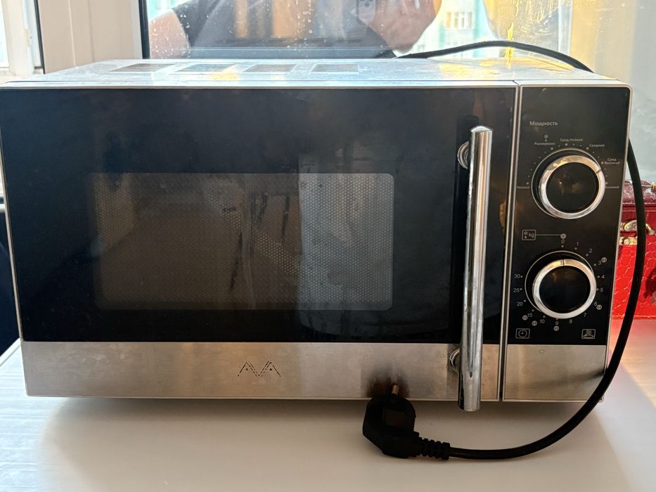 Продам микроволновку AVA