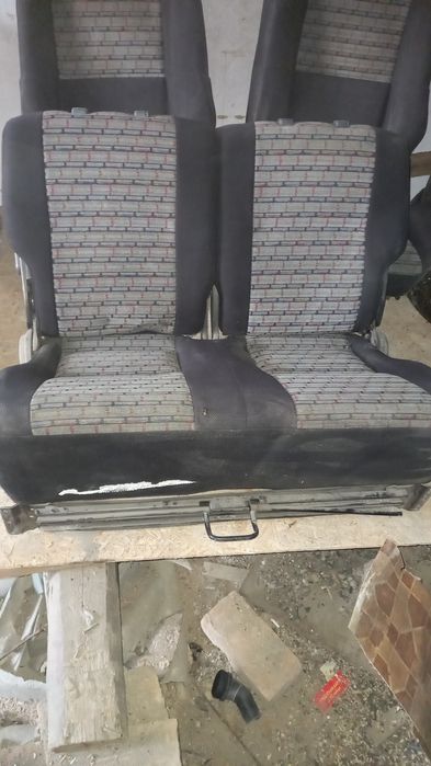 Продам сиденья б/у комплект