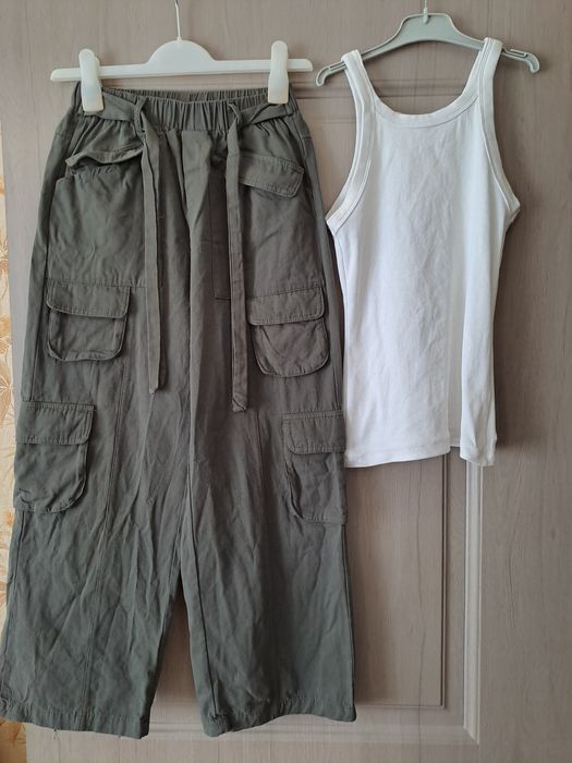 Pantaloni sport cargo