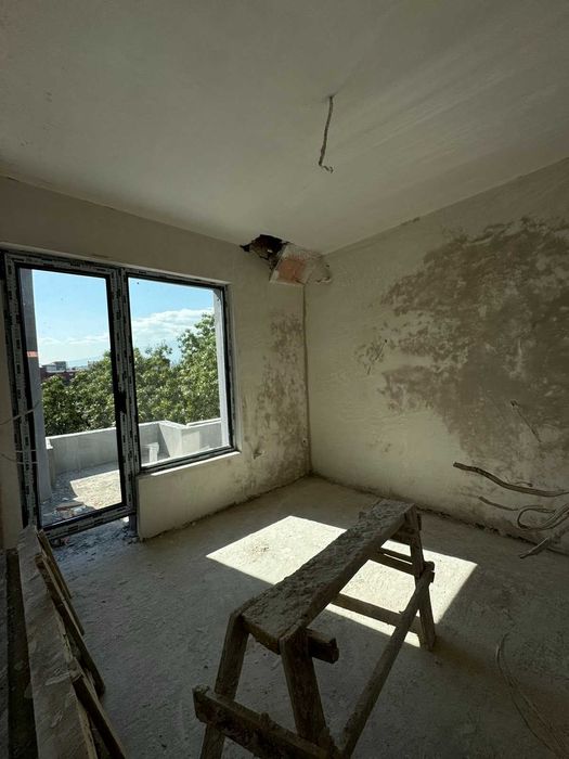 Продава се Двустаен апартамент в София, Център - 61 кв.м за 2074 €/кв.м - Снимка #2