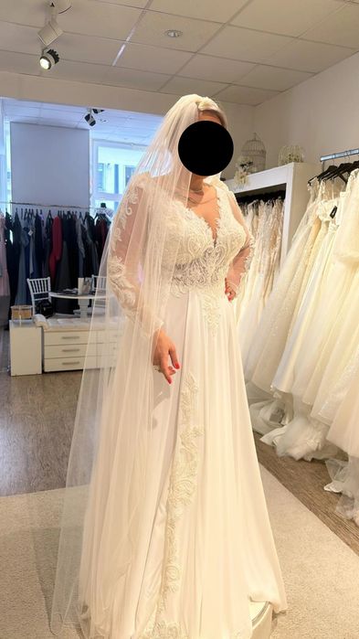 Rochie de mireasa + voal