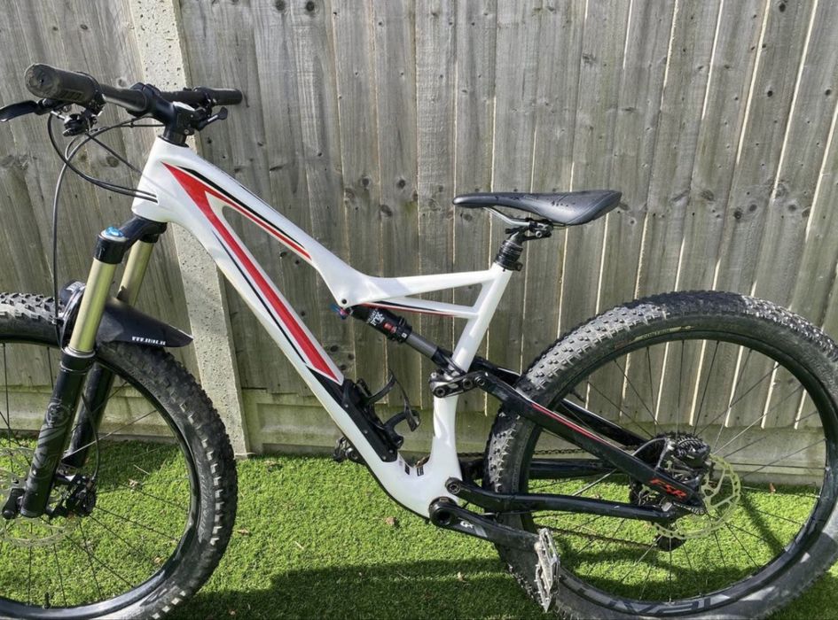 Bicicleta specialized carbon full suspension 27.5
