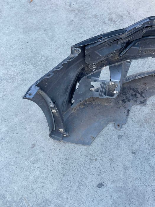 Bara fata Audi A6 C7 S Line cu defect - vezi poze
