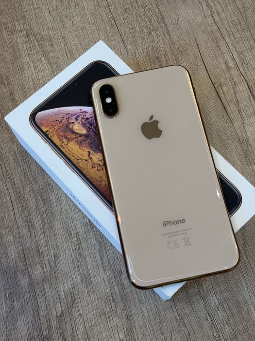 Iphone XS/.