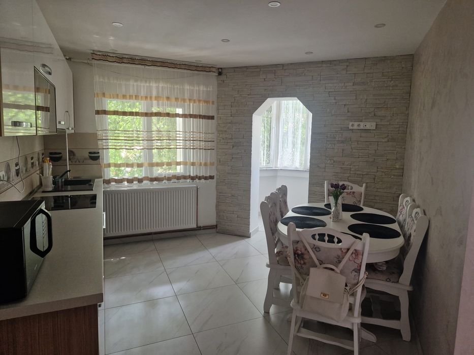 Apartament 2 camere etaj 1