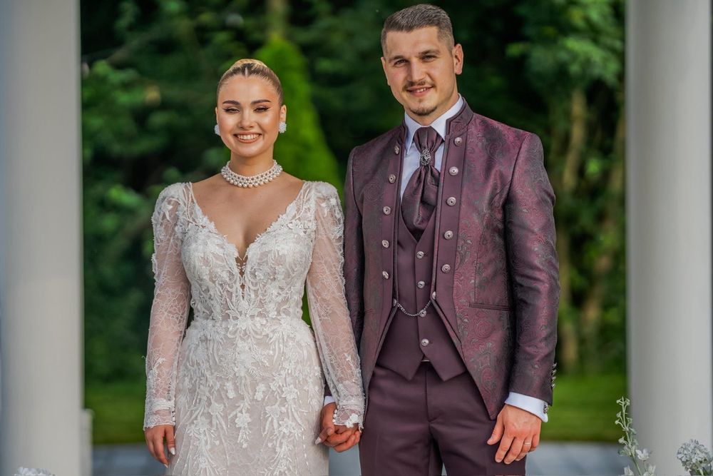 Rochie de mireasă + voal Pronovias