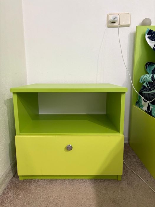 Vand mobila dormitor