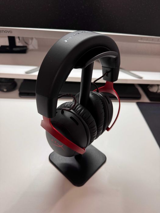 Casti HyperX Cloud III Wireless