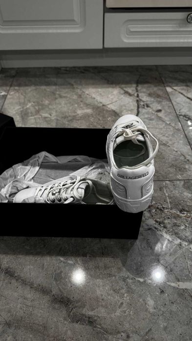 Оригинални дамски гуменки Karl Lagerfeld