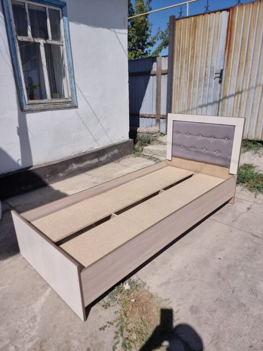 срочно продам кровать