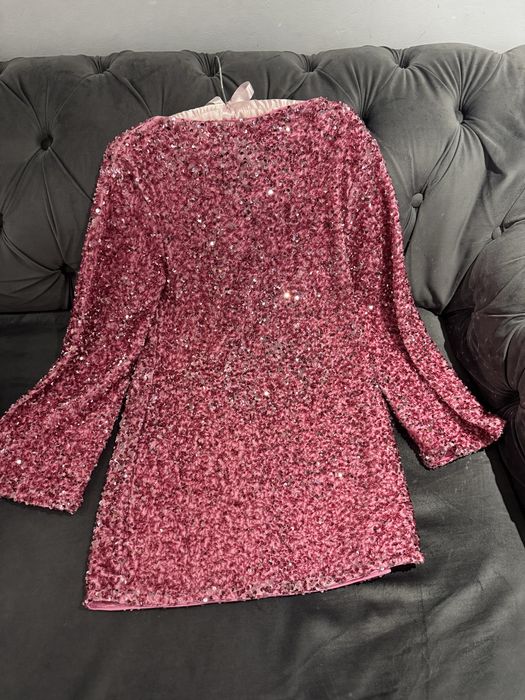 Virala rochie h&m cu paiete roz si funda la spate noua cu eticheta