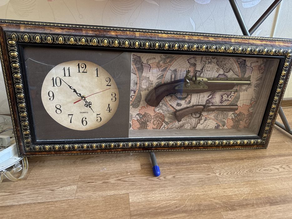 Продам часы настенные
