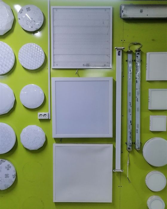 Продам потолочную большую люстру