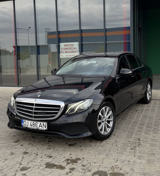 MERCEDES-BENZ E-Class