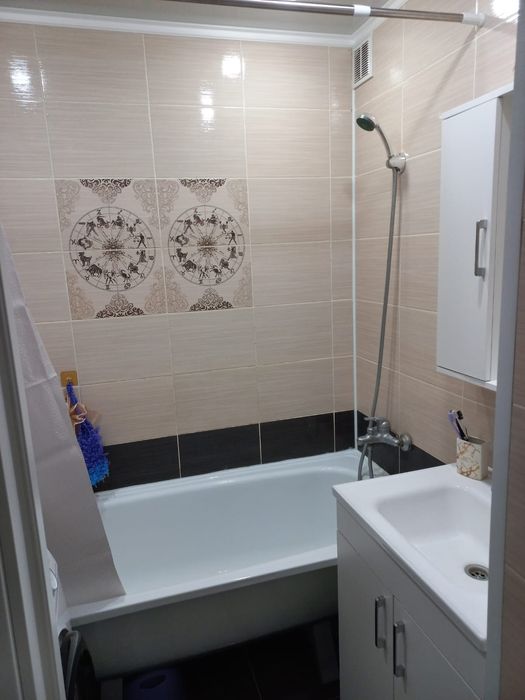 Продам 3- х  комнатную квартиру