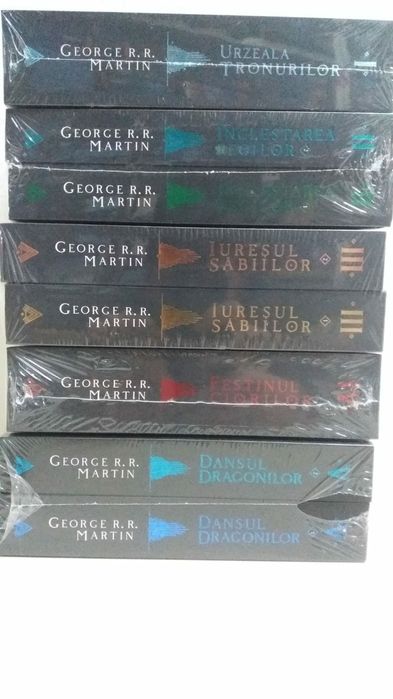 Vand set Gheata si foc/Urzeala tronurilor/Game of thrones, de G Martin