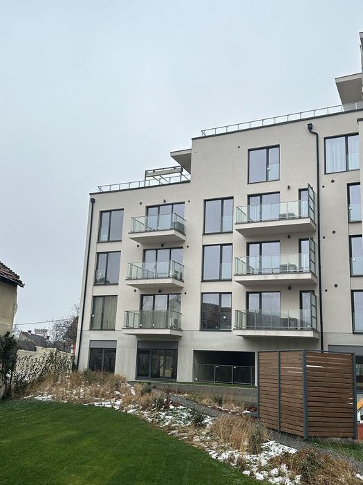 Vand apartametn 54mp etajul 2 Scala cetate