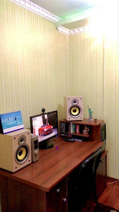 Своя Метро Хамза 3в4/2/4 кирпич Балкон 2x6 Закрытый двор Есть Шлагбаум