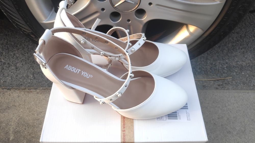 Продавам - НОВИ официални дамски обувки, номер 39