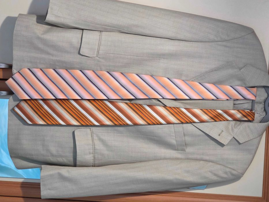 Мъжки костюм -Теодор + подарък