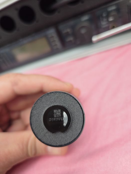 Безжичен Микрофон SHURE UR4S ( R9 - 790- 865 MHz )