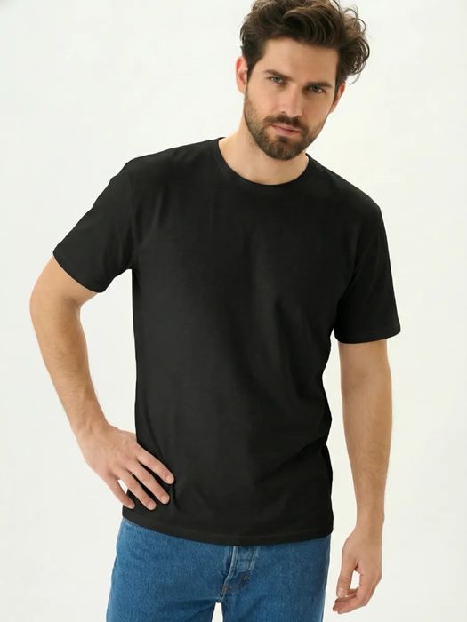 Optom futbolka sotiladi