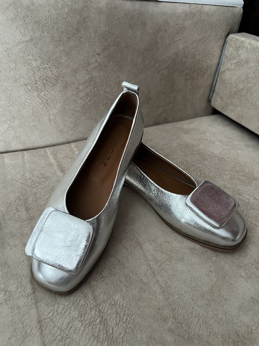 Продам балетки новые