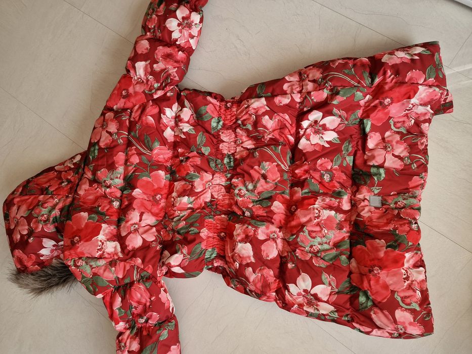 Дълго зимно яке с качулка за момиче 158 с пух