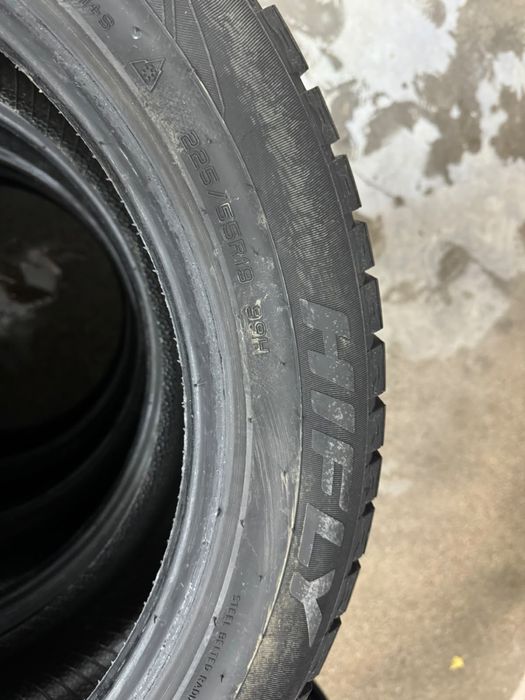 Зимний резина 225.55.R19