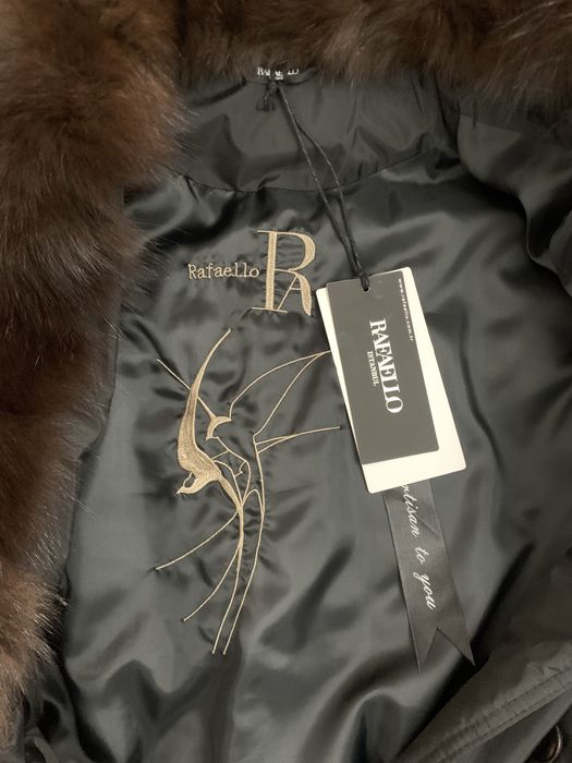 Теплая куртка, воротник соболь