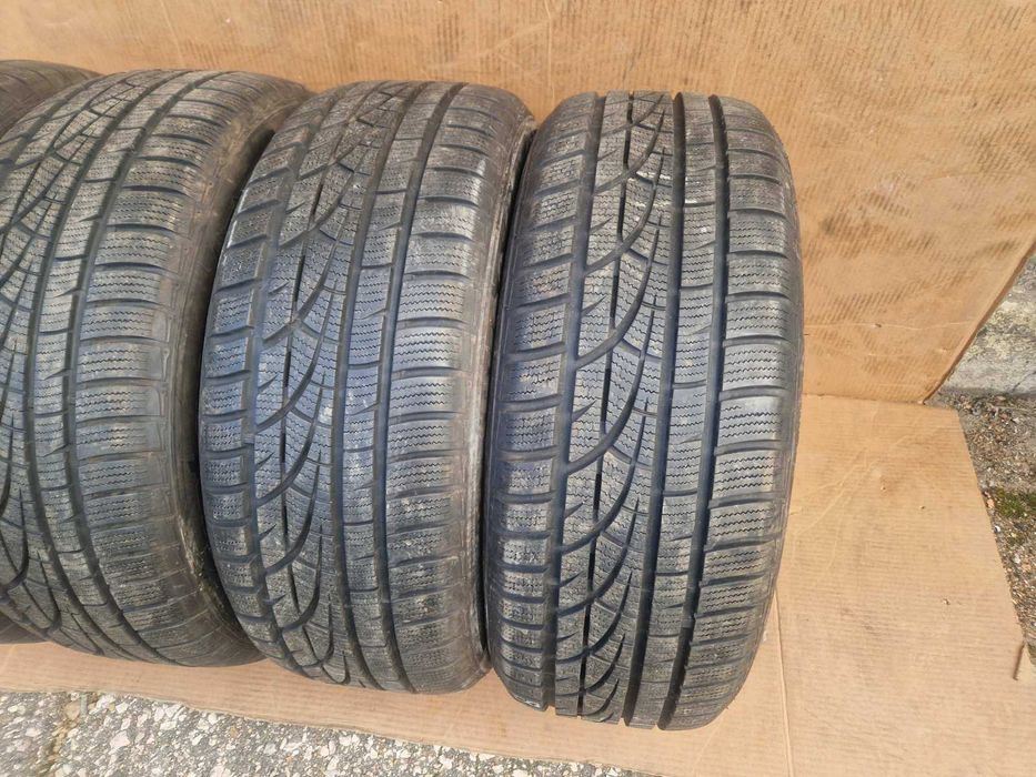4 броя Hankook R18 235/55
Зимни гуми 
DOT3716