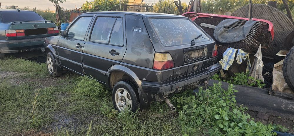 Продам гольф 2 по запчастям город Караганда