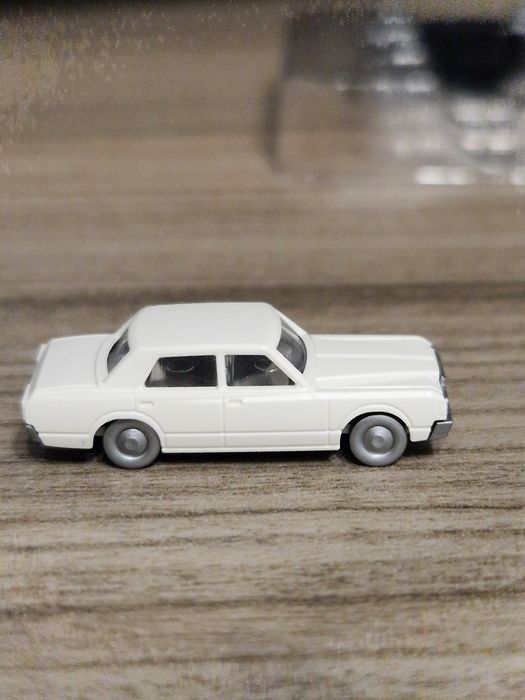 Mașinuțe scara N 1:160 Toyota Crown