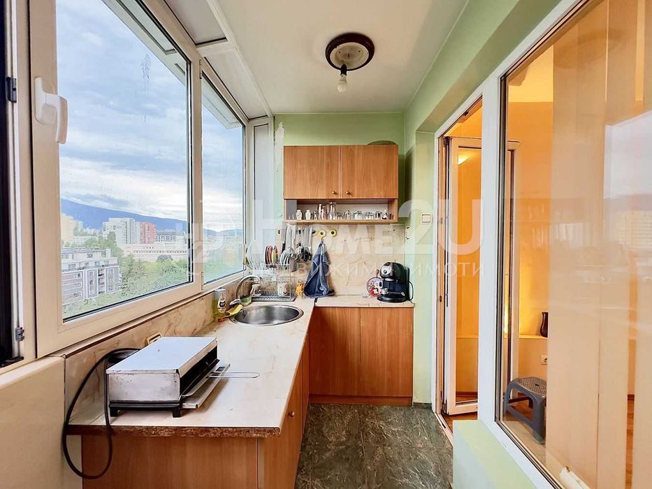 Продава се Тристаен апартамент в София, Дружба 1 - 66 кв.м за 1314 €/кв.м - Снимка #3