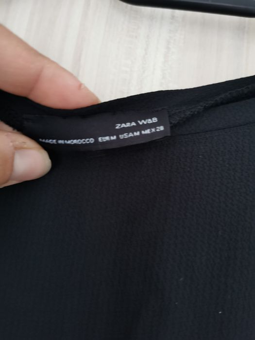 Дамски блузи на зара