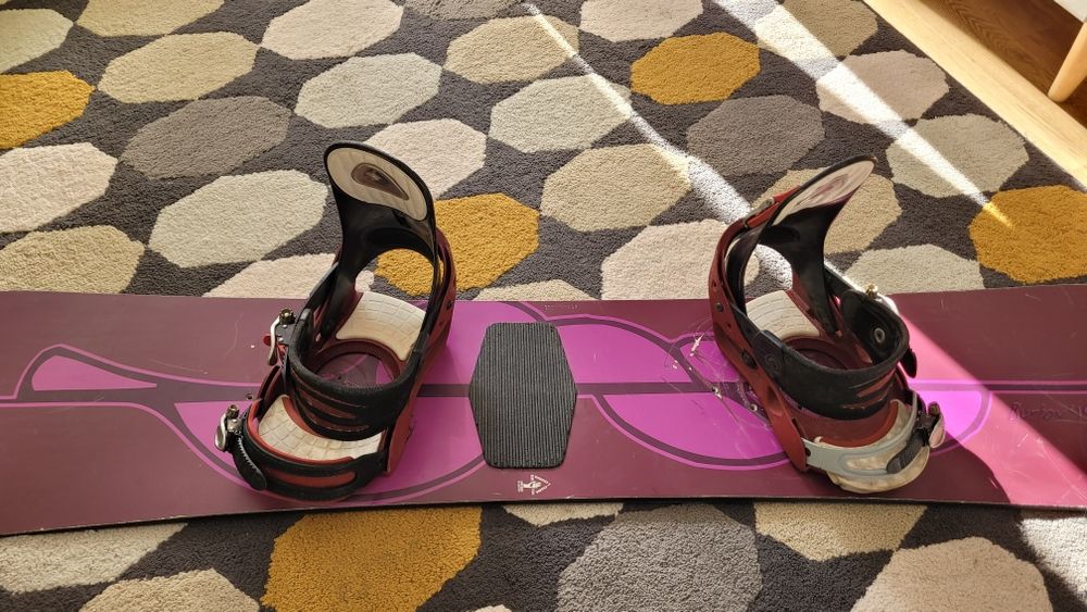 Placa snowboard Burton 149 cu legături Buron