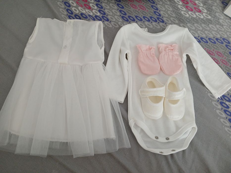 Комплект с рокля за новородено