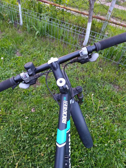 Vând bicicleta Rockrider 700