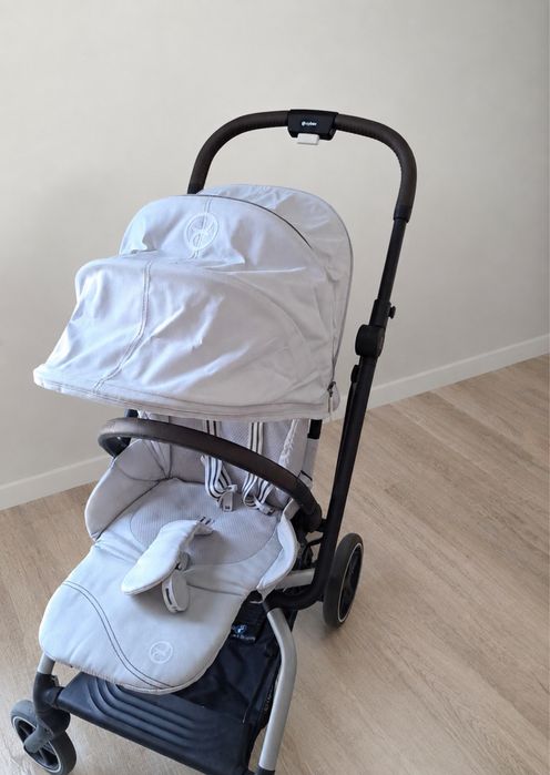 Cybex Eezy twist +2