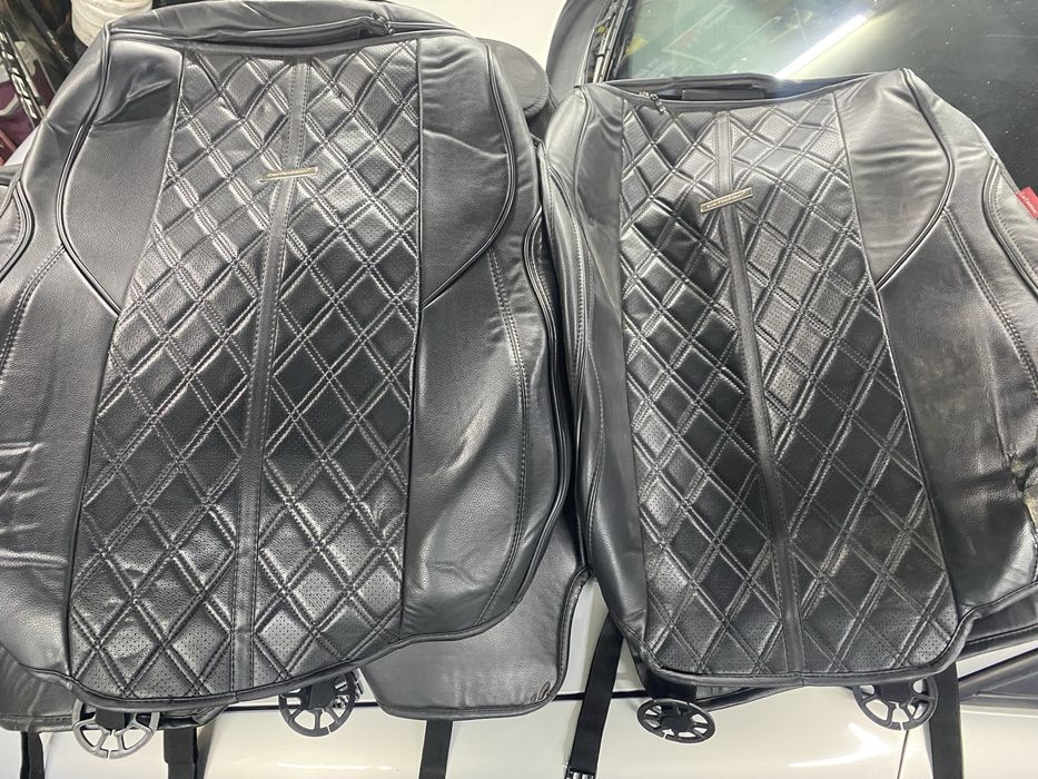 Продам универсальные чехлы на авто