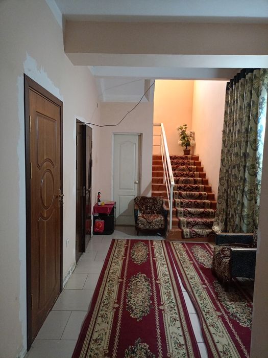 Уй сотилади коттедж 2 Этаж