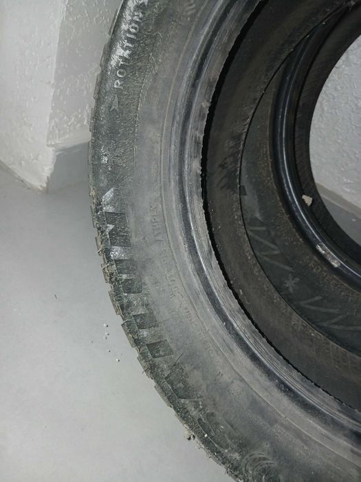 Продам зимнюю резину 185.    60.      15