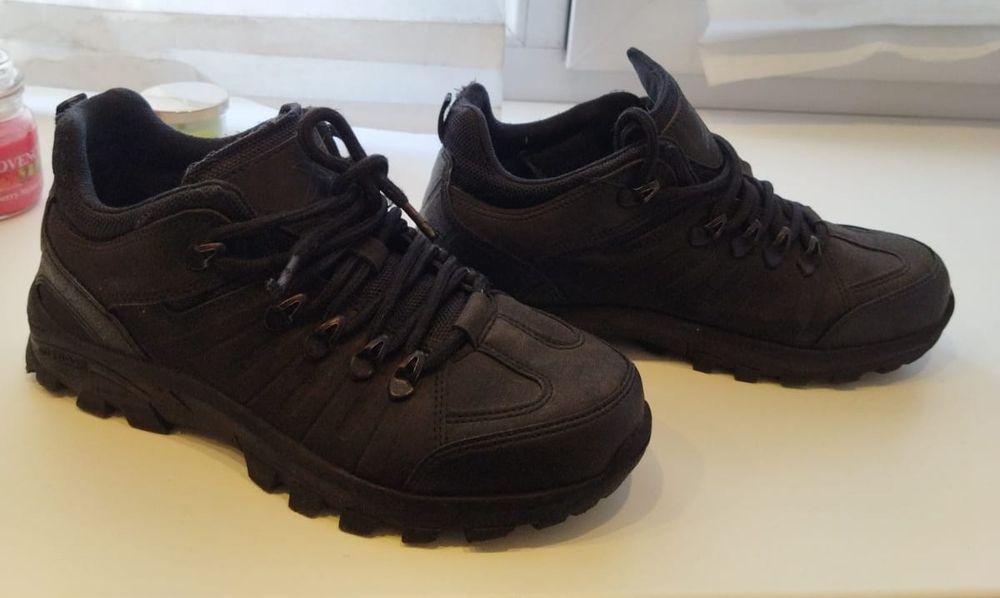 Кроссовки в отличном состоянии