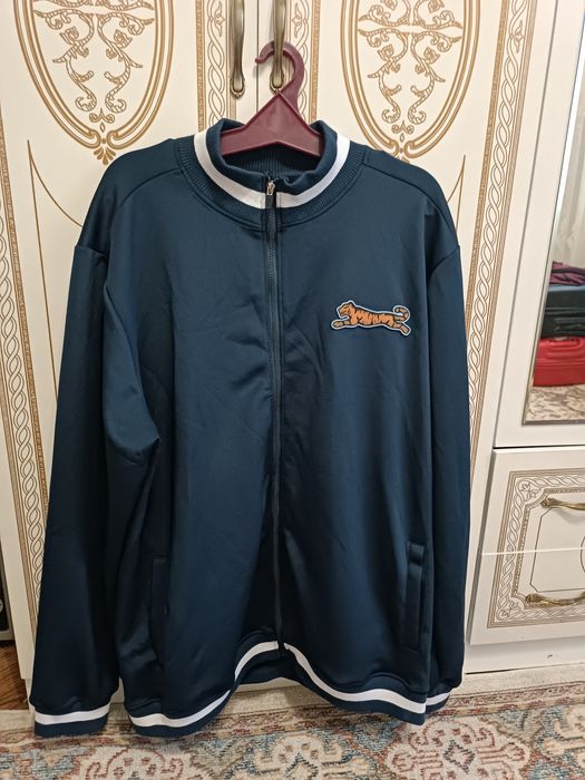 Спортивные костюмы